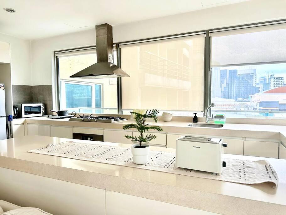 Apartment Bukit Bintang Homestay, Klcc View, Fit Up 7-8 Pax, 2b1r *