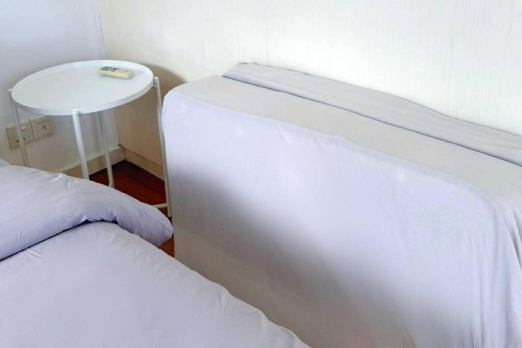 Pangsapuri Bukit Bintang Homestay, Klcc View, Fit Up 7-8 Pax, 2b1r