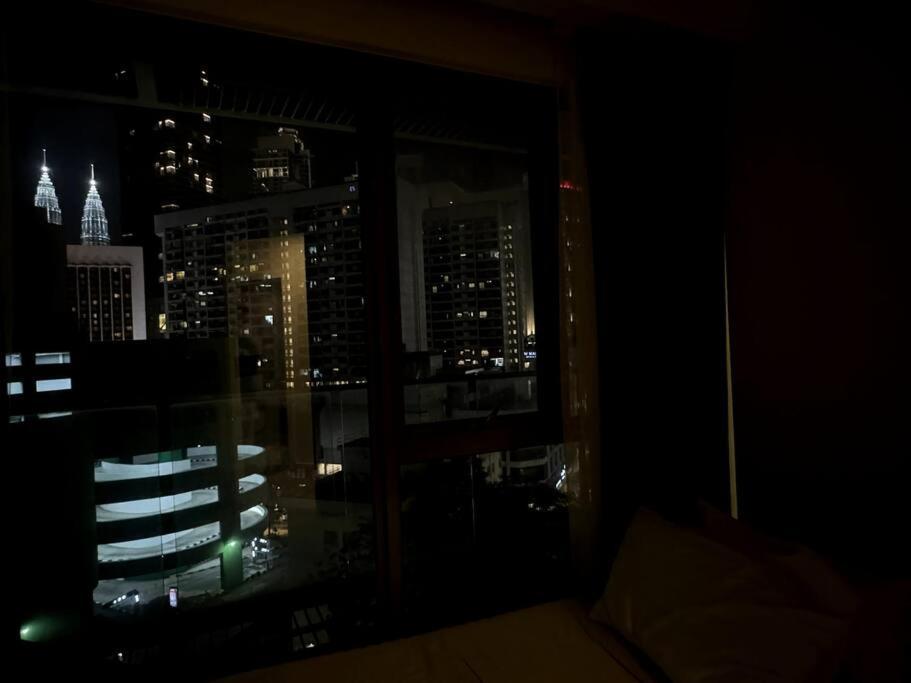 Pangsapuri Bukit Bintang Homestay, Klcc View, Fit Up 7-8 Pax, 2b1r *