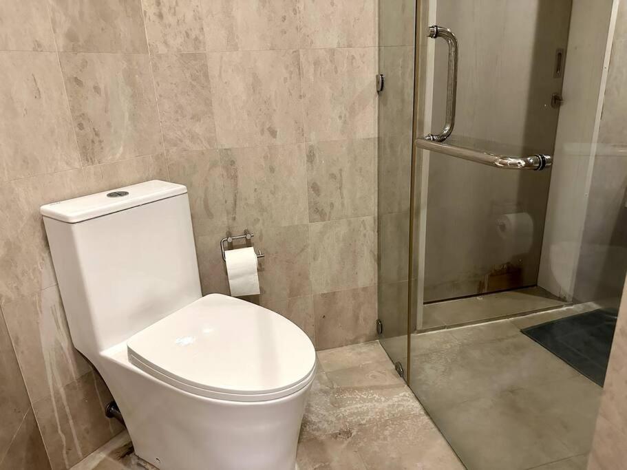 Pangsapuri Bukit Bintang Homestay, Klcc View, Fit Up 7-8 Pax, 2b1r *