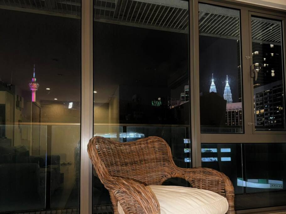 Bukit Bintang Homestay, Klcc View, Fit Up 7-8 Pax, 2b1r